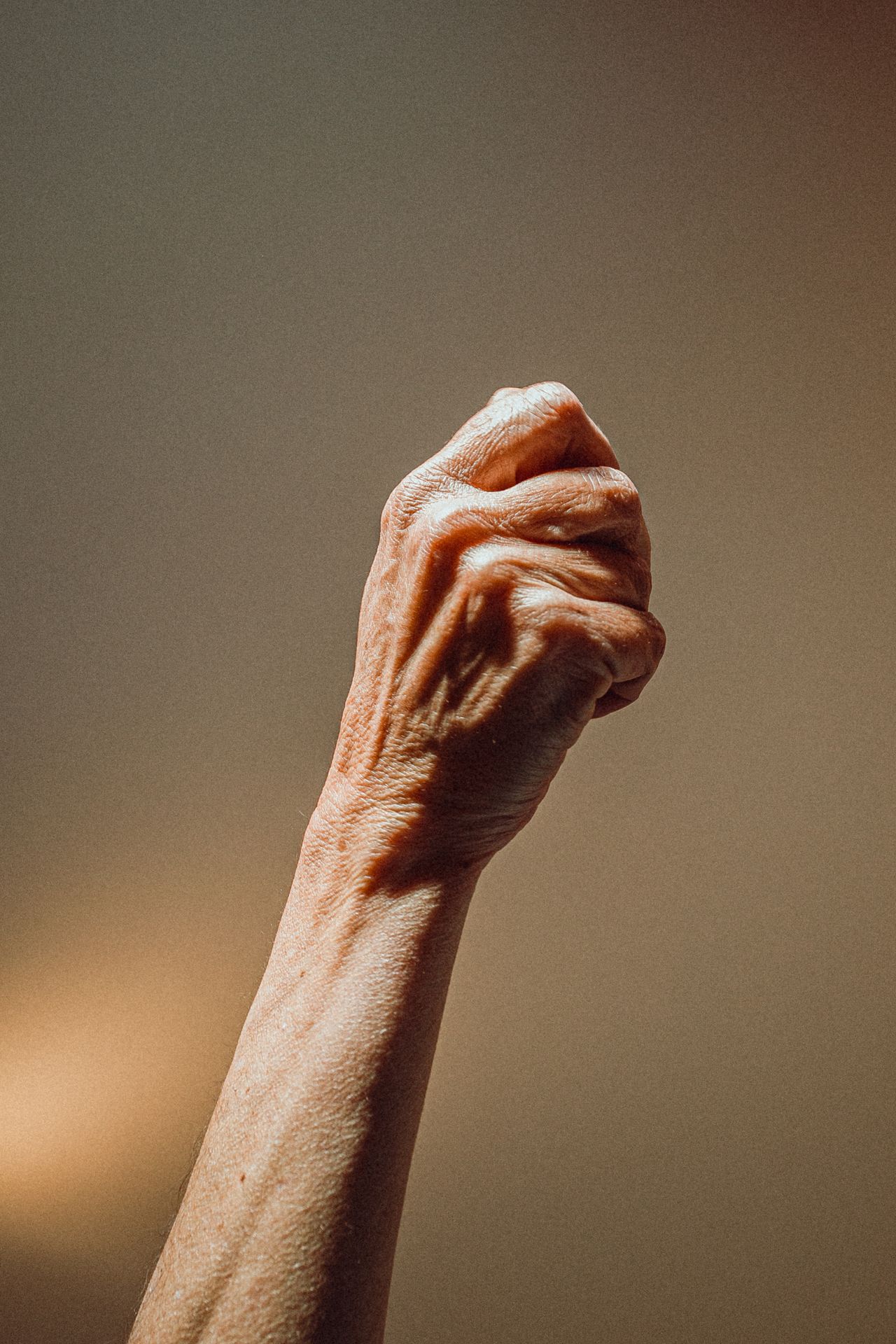 Terapia para patología neurodegenerativa (Parkinson)